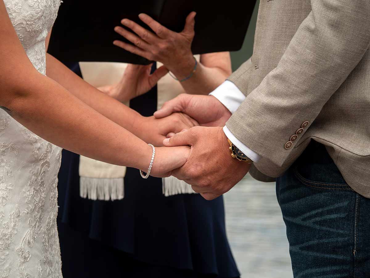 holding-hands-wedding