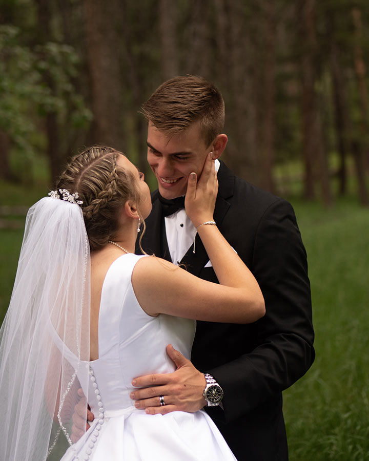 the-pines-at-genesee-colorado-wedding-couple