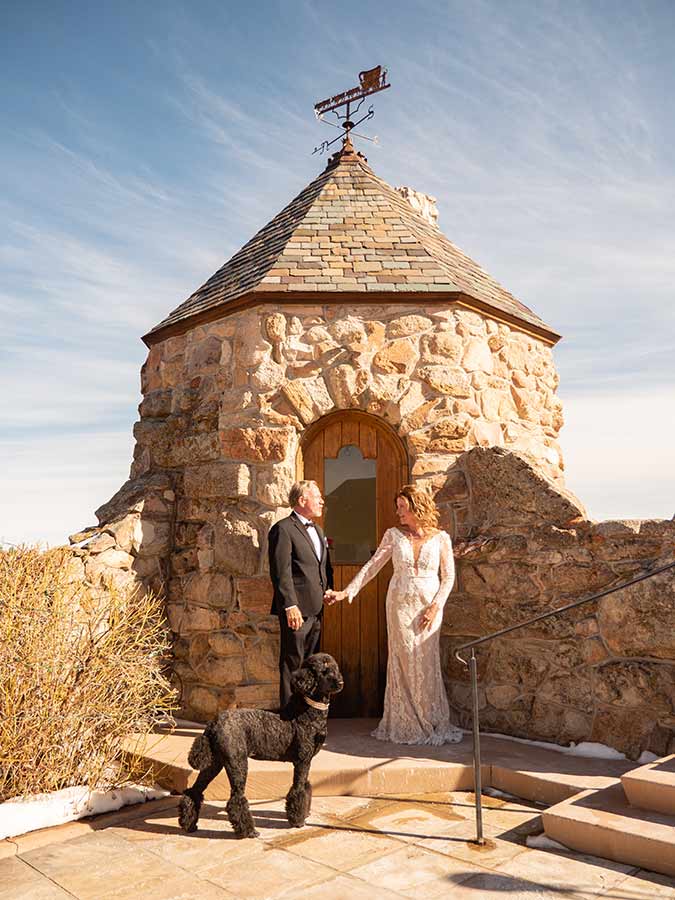 cherokee-ranch-castle-wedding-couple