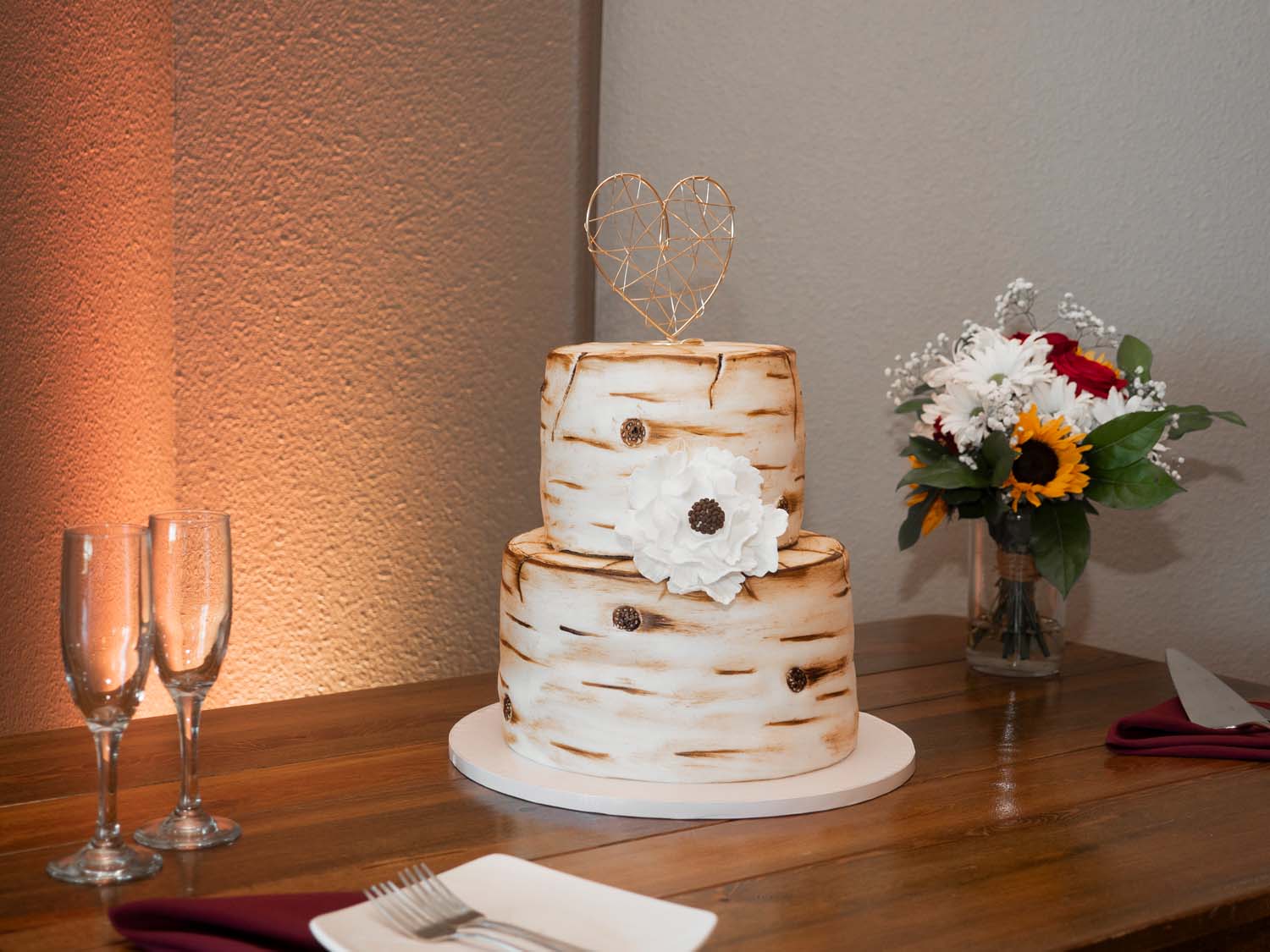 tree bark wedding cake